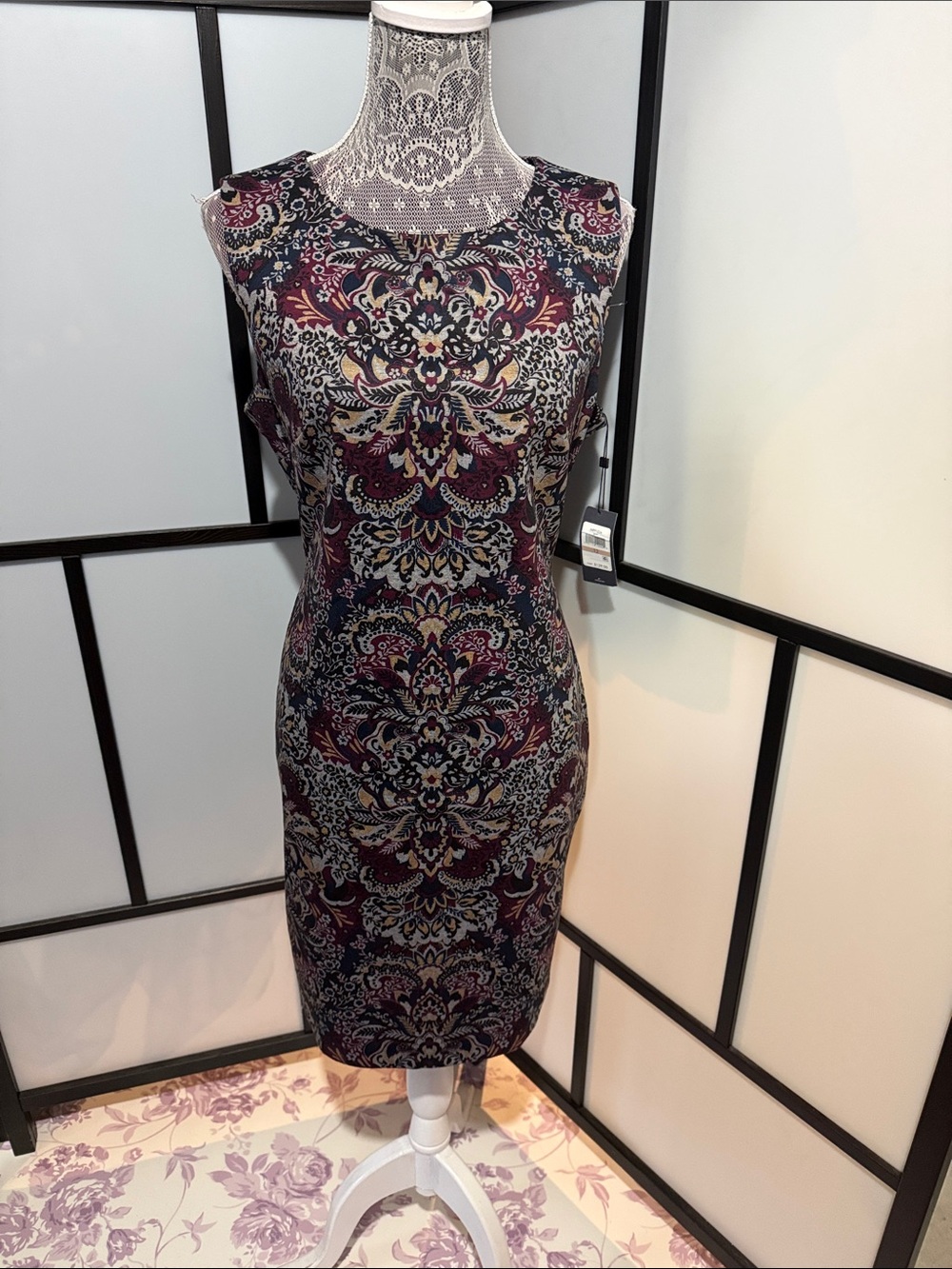 Tommy Hilfiger Sleeveless Paisley Sheath Dress in Burgundy and Navy